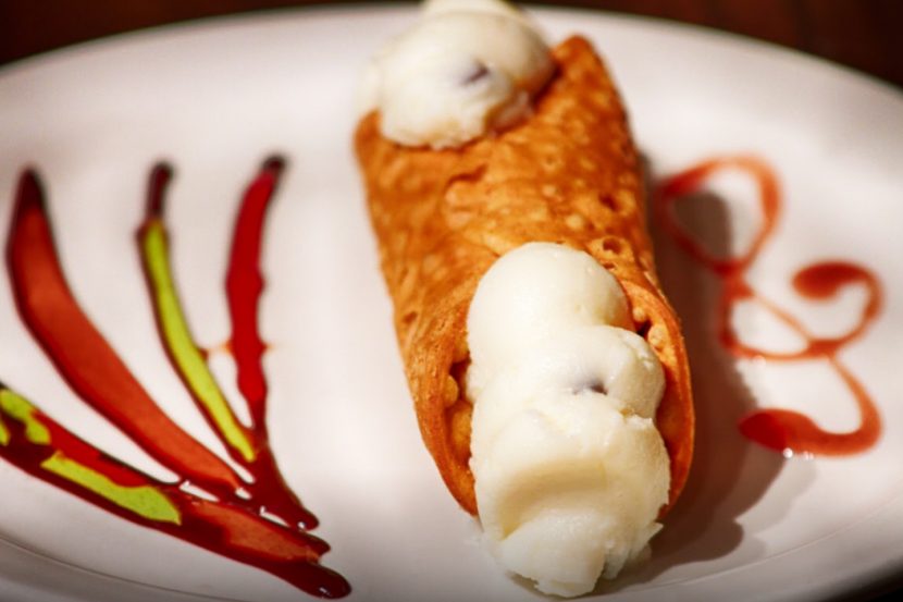 cannoli plated | Cafe Gianni