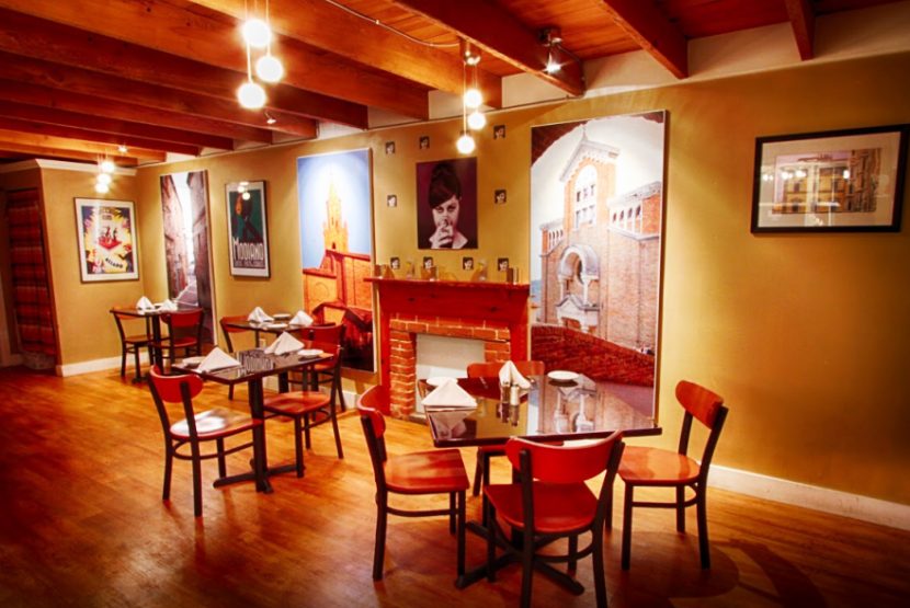 tables at cafe gianni | Cafe Gianni
